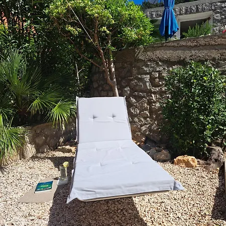 Дом отдыха Casita Liliana By The Sea *