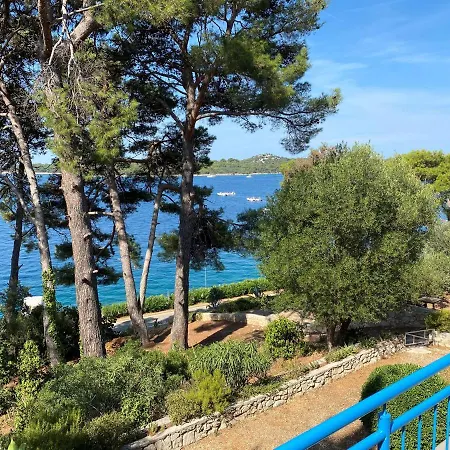 Casita Liliana By The Sea Vikendica